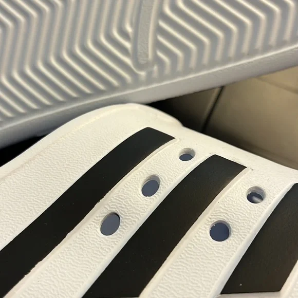 Adidas Adilette Clog Superstar sandals shoes new white black FY8970 Women’s 10 - Picture 9 of 12